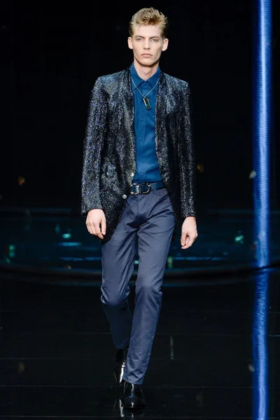 Look 36